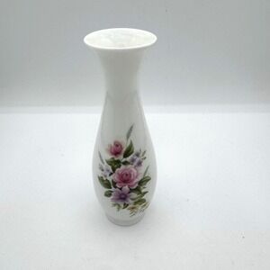 Vintage‎ Floral White Porcelain Bud Vase Transferware MCM Taiwan Cottagecore